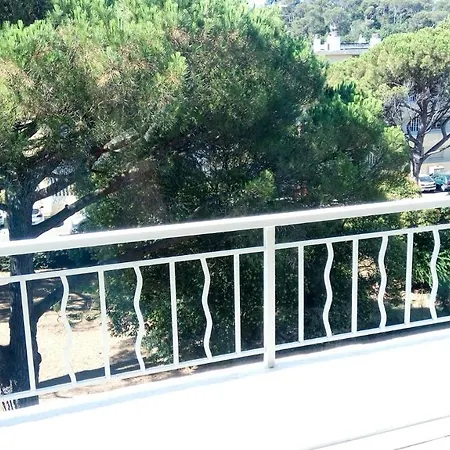 Station Balneaire Pradet Entre Toulon Et Hyeres アパート ル・プラデ